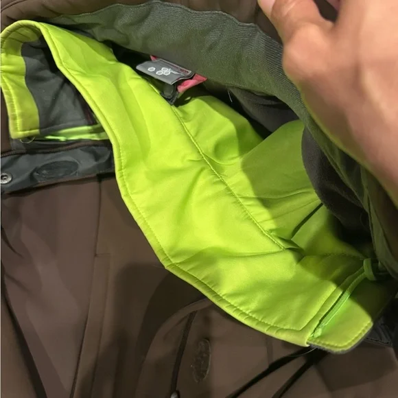 Salomon Snowtrip Women's 3-in-1 Insulated Ski Jacket - Picture 6 of 6